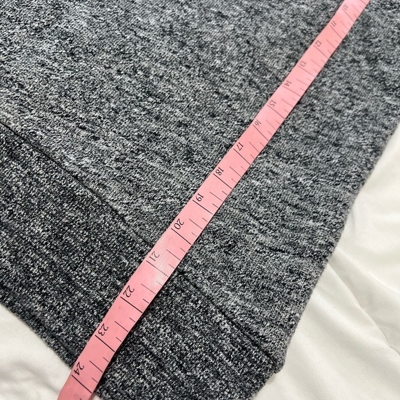 J.Crew Relaxed Heather Turtleneck Sweatshirt size 8 - Picture 7 of 14